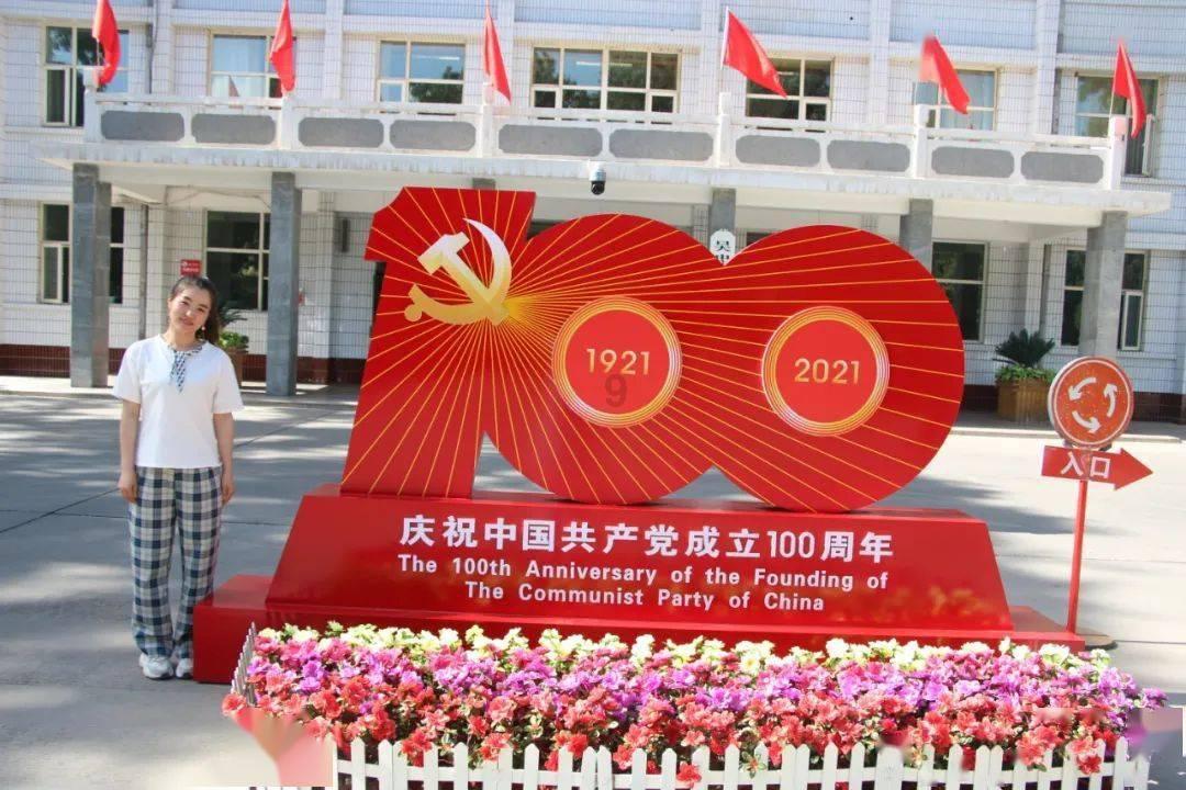女人在来“月经”前，为什么总“乳房胀痛”？看完可能你就明白了
